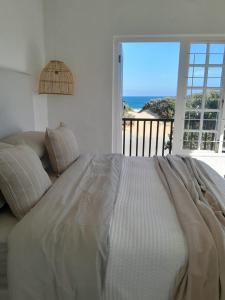Ohana House - Unbeatable Location - Sea Views