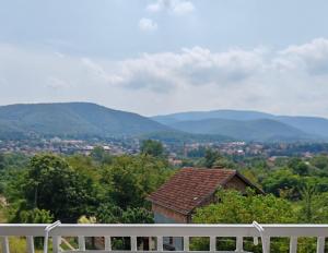 Apartman sa pogledom na Ozren