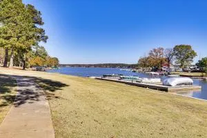 Private Patio, Decks Waterfront Eatonton Townhome - Мадисон