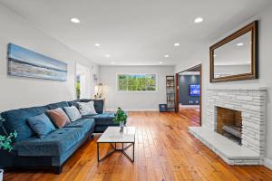 Luxury Estate with Sparkling Pool & Elegant Amenities