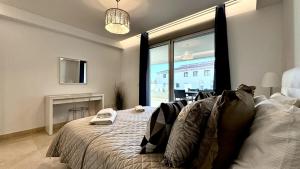 Modern Duplex Penthouse in Royal Banus Roof Top!