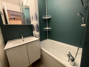 Résidence Arc En Ciel C - Coquet T2 face à la montagne et avec vue dégagée sur la "Vallée Blanche" MAE-5451