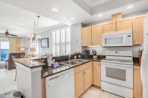 Crystal Shores 507 by Vacation Homes Collection