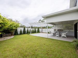 4BR Modern Home Near Parks and Dining with Outdoor Space