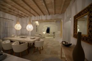 5 Bedroom Mykonos Villa with private pool by Diles Villas Myconos Greece