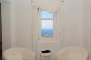 5 Bedroom Mykonos Villa with private pool by Diles Villas Myconos Greece