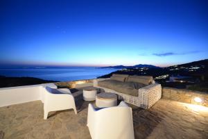 5 Bedroom Mykonos Villa with private pool by Diles Villas Myconos Greece