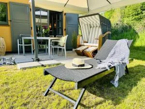 Ferienhaus Strandleben 09 Feriendorf Klein Stresow Rügen by ruyastay - Neu Reddevitz