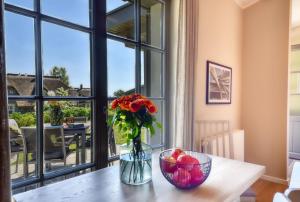 Ferienhaus Vilmblick 34 Feriendorf Klein Stresow Rügen by ruyastay