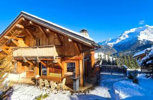 Chalet Vallée de Chamonix, Ski, Snow, Spa vue MontBlanc by ImmoConciergerie
