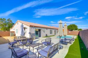 3 Mi to Empire Polo Club Home with Private Pool!