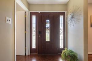 Home near Dulles Airport & Metro