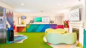 West Edmonton Mall Inn - Edmonton