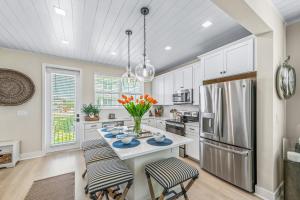 Salt and Sand at Hunters Point