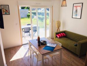 Maisons de vacances Jacuzzi & Sauna privatifs - Vue mer : photos des chambres