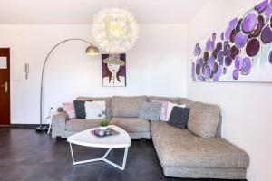 Modern 2-Bedroom Medulin Apartment with Balcony & Free Parking