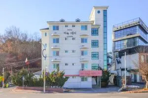 Aank Air Icheon Seolbong Lake - Yeoju