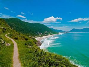 Casa de praia em meio a natureza - Praia da Solidão