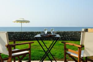 Alisahni Beachfront Villas