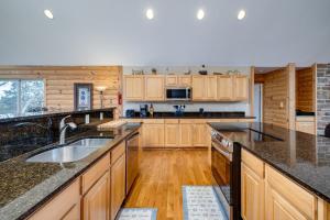 Eagle Rock Cabin 2319 Valley Burg Road