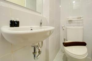 Cozy and Restful Studio Tokyo Riverside PIK 2 Apartment By Travelio