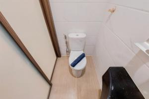 Functional Studio at Sky House BSD Apartment near AEON MAll By Travelio