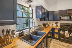 Sunmeadow Manor Retreat