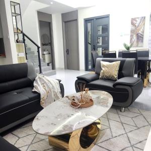 The Onyx Villa by MTJ Properties Ocho Rios