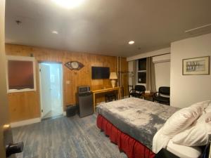 Coldwater Hotel