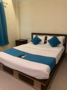 Silver Key Suites