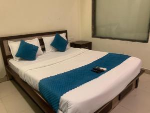 Silver Key Suites
