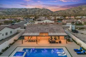 Spacious Backyard, Pool & Hot Tub, Gameroom by MariamsBnb - Morongo Valley