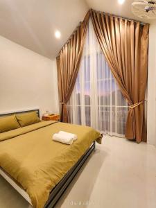 ไวท์เฮาส์ ภูชี้ฟ้า