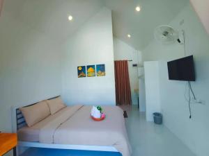 ไวท์เฮาส์ ภูชี้ฟ้า