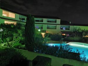 Pavillon 6 pers avec piscine, clim, terrasses et parking privé - FR-1-781-72