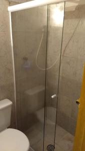 Casa de 01 quarto-Até 4 pessoas-Cambury-120m da praia-central-internet-Estacionamento-C04