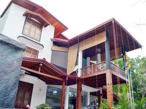 Pearl City Hotel & Yala Safari - 4hvězdičkové hotely ve městě Tissamaharama