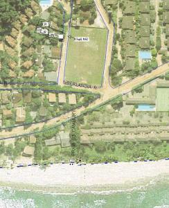 Casa de 2 quartos-Cambury-100m da praia-central-até 6 pessoas-internet-estacionamento-C3