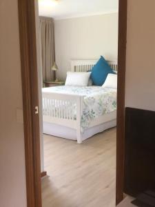 Cosy Golf Course Retreat in Tamborine Mountain with Wifi & Aircon