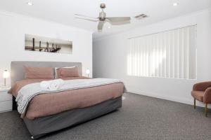 Windward Marina Retreat