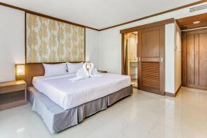 Rattana Karon Beach Hotel