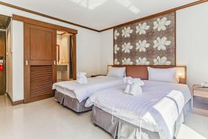 Rattana Beach Hotel