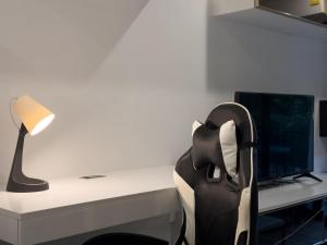 The Title Residences Apartment 7 min walk to Nai Yang Beach