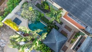 V153 Ultimate Tropical Getaway with Private Pool