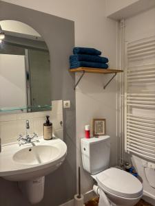 Appartements Studio parvis Cloitre Notre Dame : photos des chambres