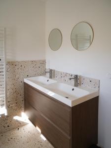 Maisons de vacances Gite du chene rouvre : photos des chambres