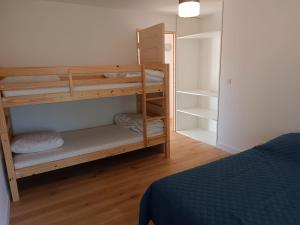 Maisons de vacances Gite du chene rouvre : Maison 3 Chambres