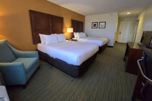 Queen Room with Two Queen Beds - Non-Smoking room in Comfort Inn