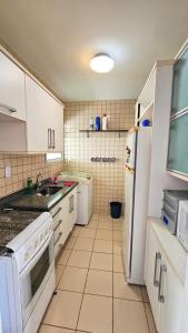 Belíssimo apartamento no yacht village