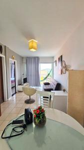 Belíssimo apartamento no yacht village